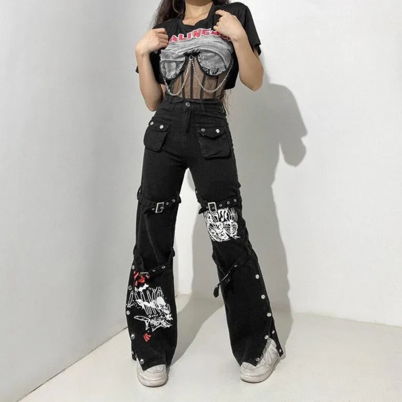 High-Waisted Pants With Buttons And Prints