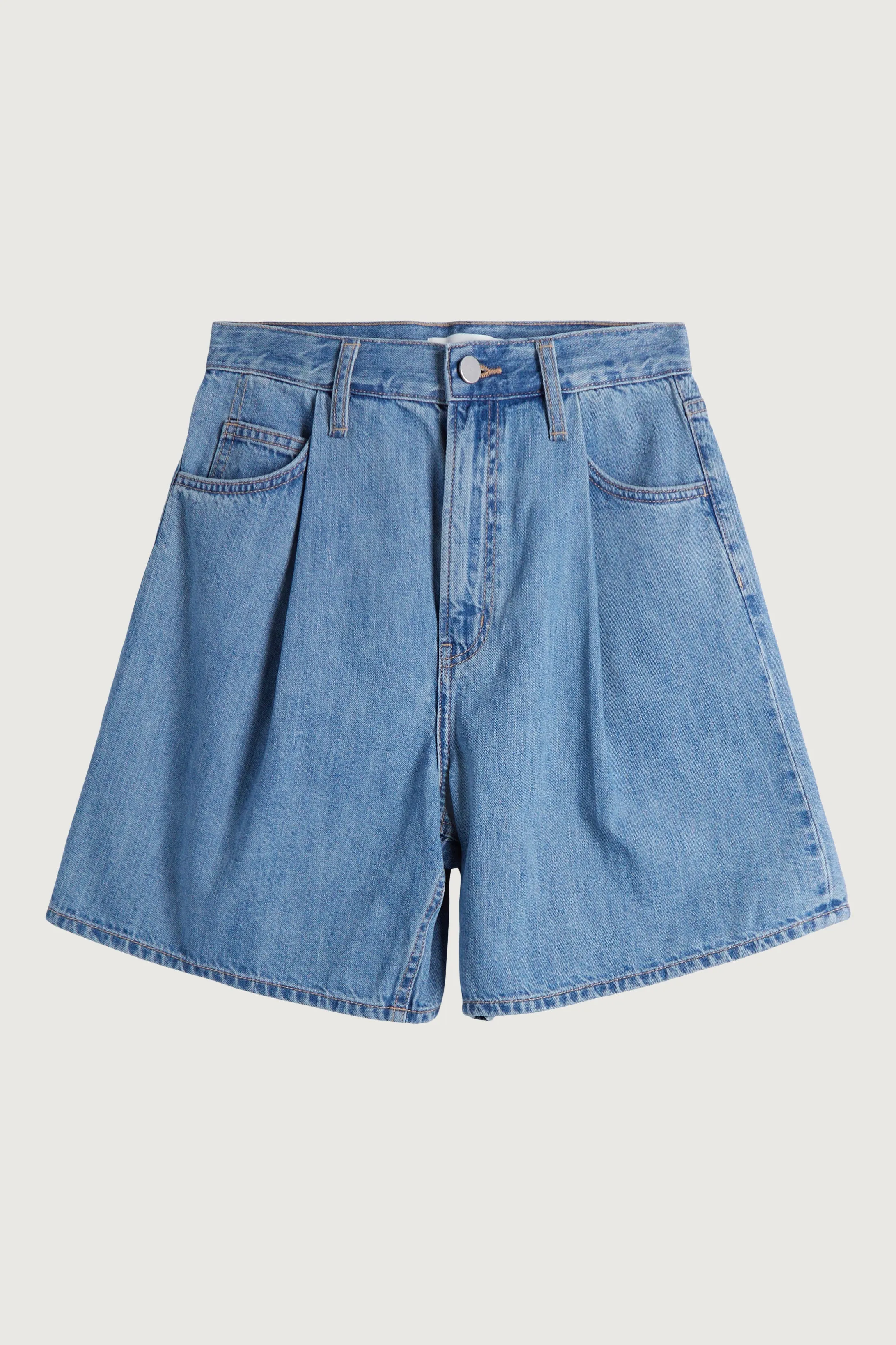 LIGHTWEIGHT JEAN SHORT