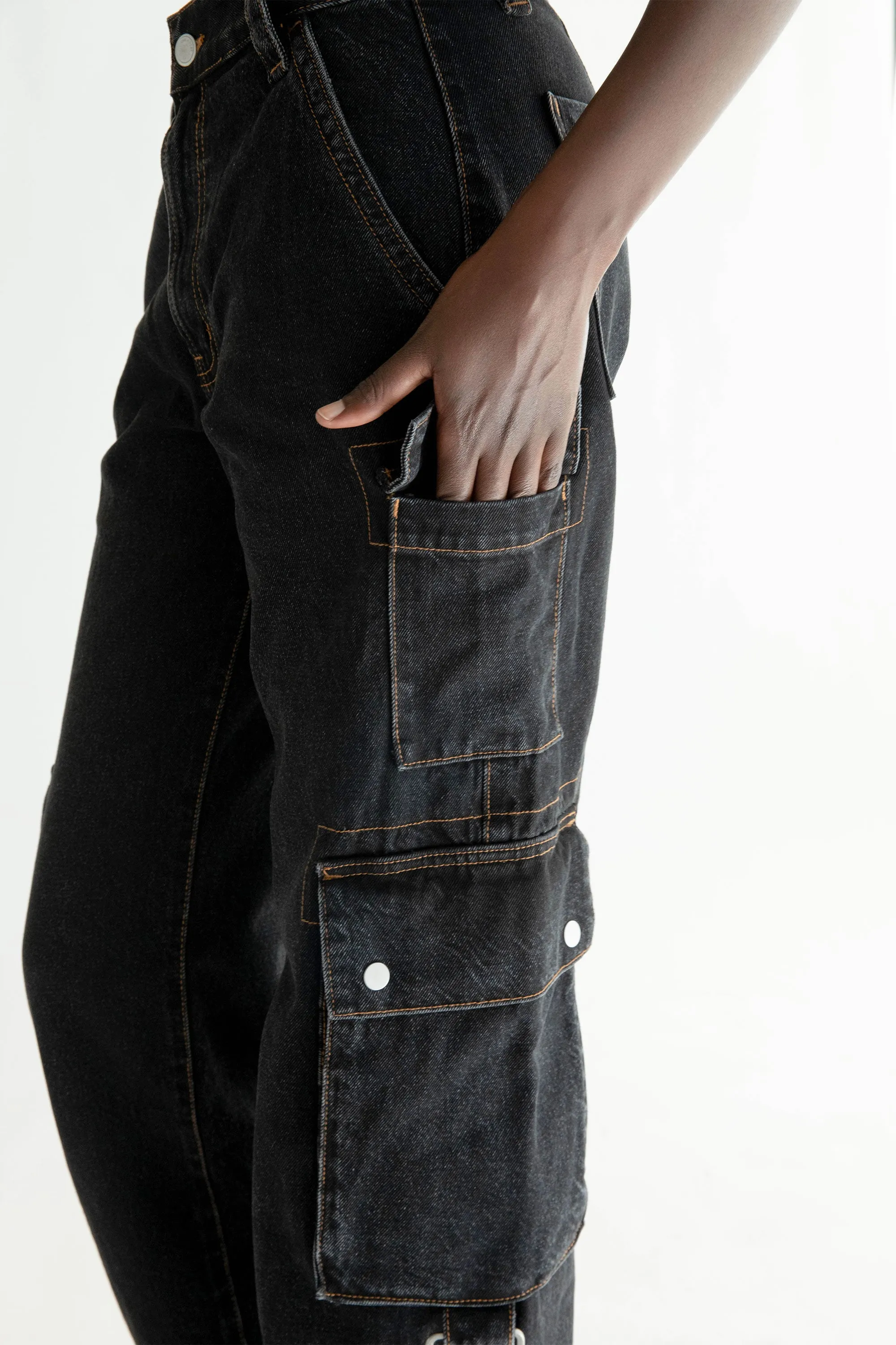 OAK 02 RELAXED MID-RISE CARGO JEAN